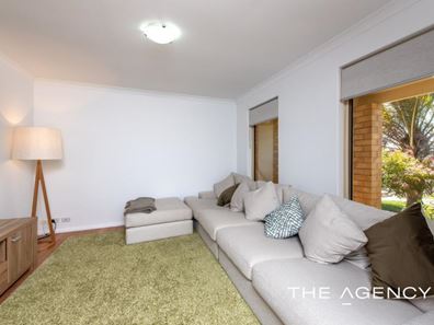 6 Laidon Way, Kinross WA 6028