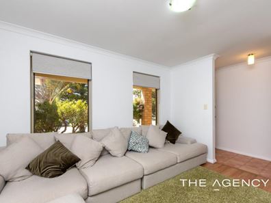 6 Laidon Way, Kinross WA 6028