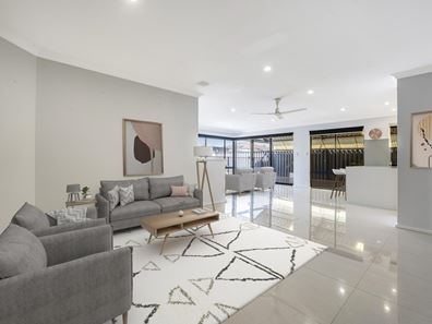 7 Eva Lynch Way, Warnbro WA 6169