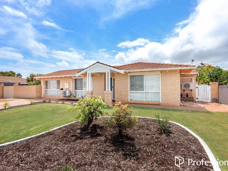 7 Mugana Crescent, Waggrakine