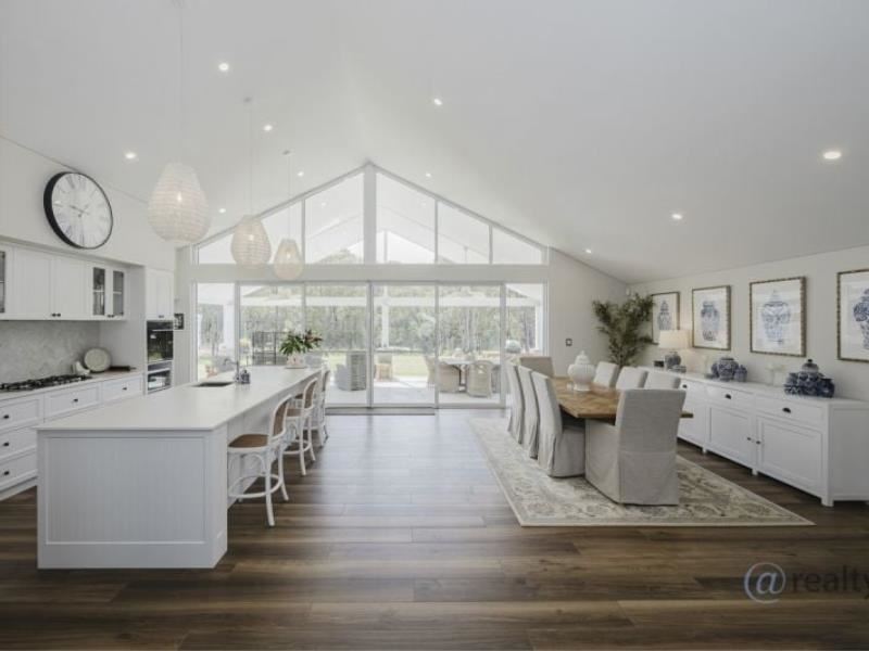 7 Observation Circle, Bedfordale