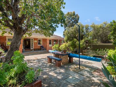 50 Melvista Avenue, Dalkeith WA 6009