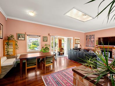 50 Melvista Avenue, Dalkeith WA 6009