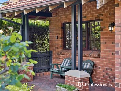 9/1 Dixon Road, Kalamunda WA 6076