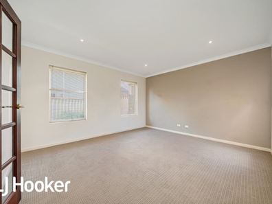 8C Hindmarsh Avenue, Yokine WA 6060