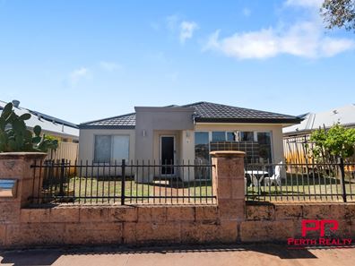 126 Suffolk Street, Caversham WA 6055