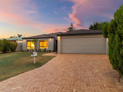 4 Shinji Court, Joondalup WA 6027