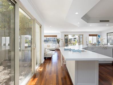 87 Roselea Boulevard, Stirling WA 6021