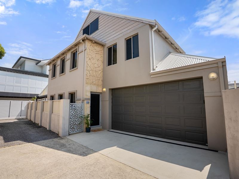 2/96 Harrison Street, Rockingham WA 6168