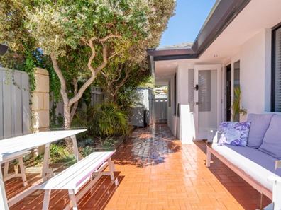 12 Cristobal  Crescent, Mindarie WA 6030
