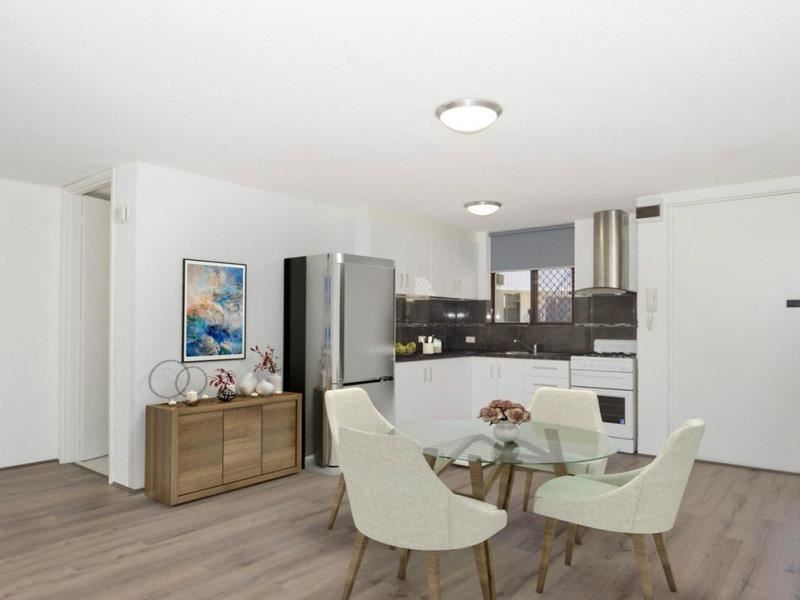 107B/19 Herdsman Parade, Wembley WA 6014