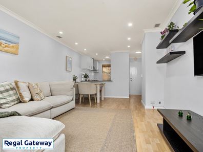 Unit 43/35 Winnacott Street, Willagee WA 6156