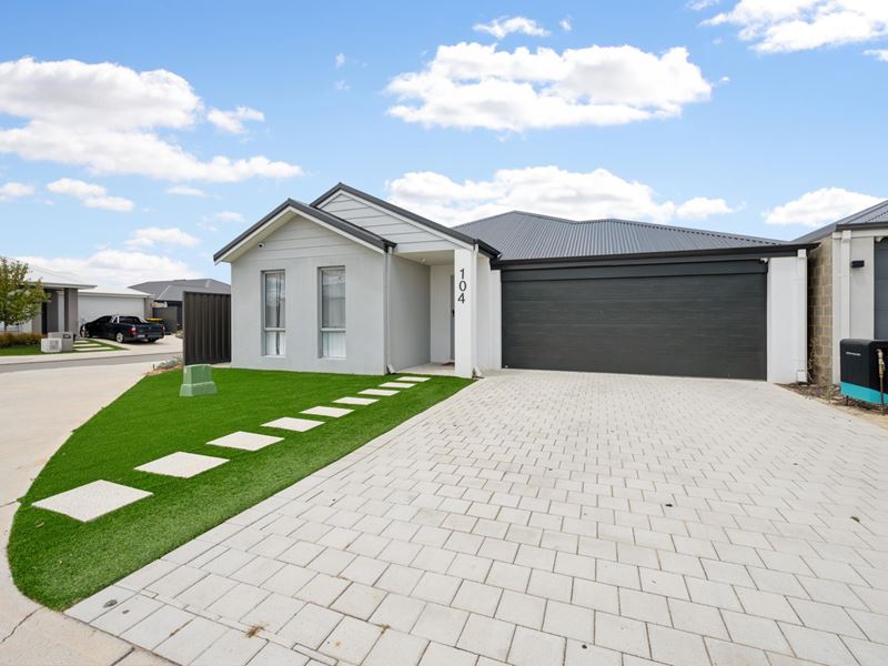 104 Lakefield Drive, Brabham WA 6055