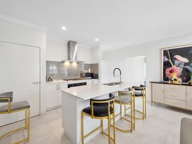 104 Lakefield Drive, Brabham WA 6055