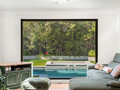 33 Bannister Road, Padbury WA 6025