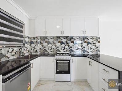 43/303 Harborne Street, Glendalough WA 6016