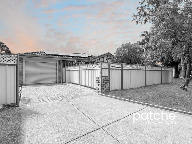 39 Bombay Entrance, Stratton
