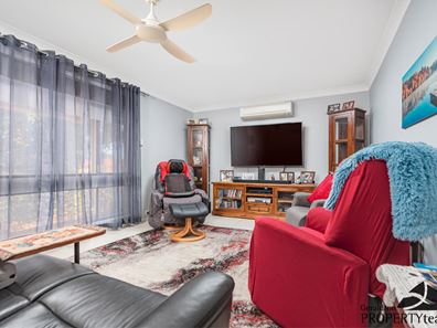 216 Third Street, Wonthella WA 6530