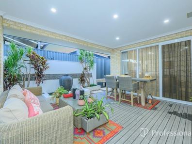 31 Safford Avenue, Aveley WA 6069