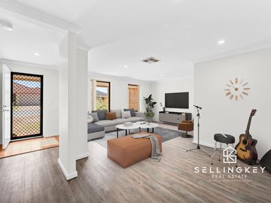 17 DIOSMA WAY, Canning Vale WA 6155