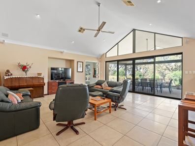 117 Doghill Road, Baldivis WA 6171
