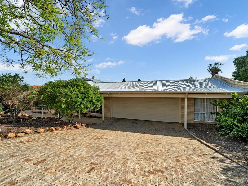 57 Treetop Avenue, Edgewater WA 6027