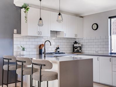 1B Phillips Grove, Innaloo WA 6018