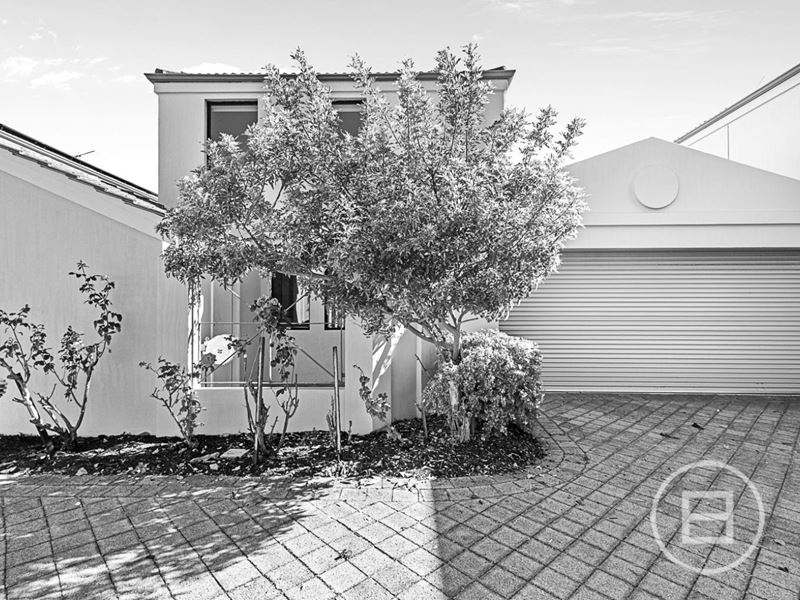 2/39 Calais Road, Scarborough