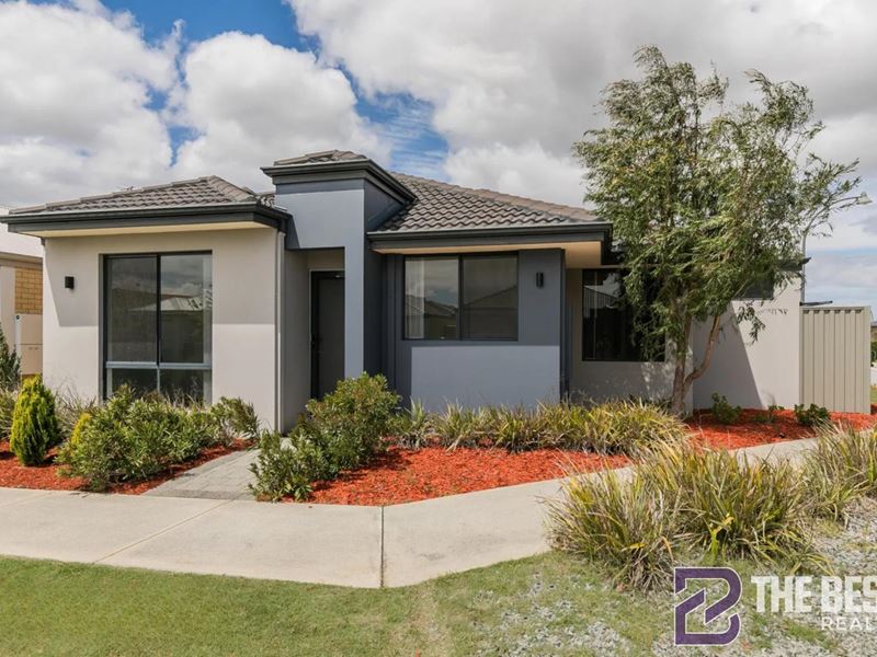 8 Sweetgum Way, Piara Waters WA 6112