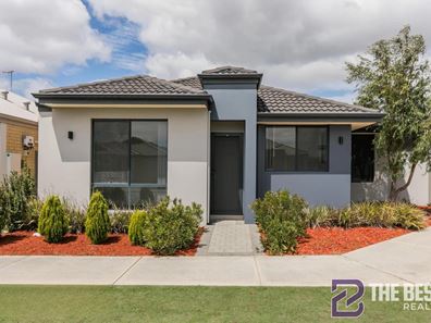 8 Sweetgum Way, Piara Waters WA 6112