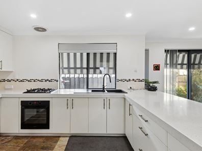 22 Tanami Circle, Ellenbrook WA 6069
