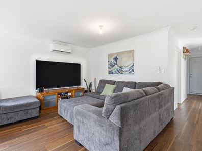 11 Casterton Road, Byford WA 6122