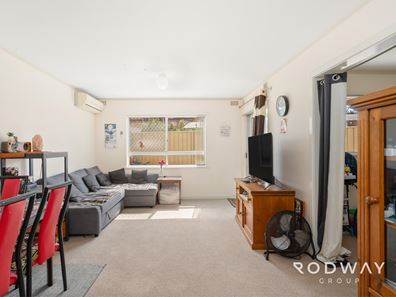 12/21 Disney Rd, Parmelia WA 6167