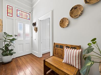 61 Hampton Road, Fremantle WA 6160