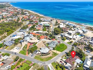 17 Mippi  Road, Halls Head WA 6210