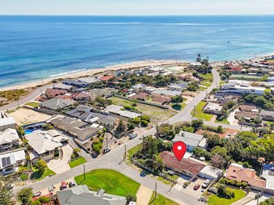 17 Mippi  Road, Halls Head WA 6210