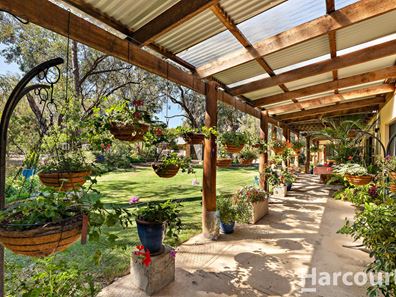 2 Park Way, Bouvard WA 6211