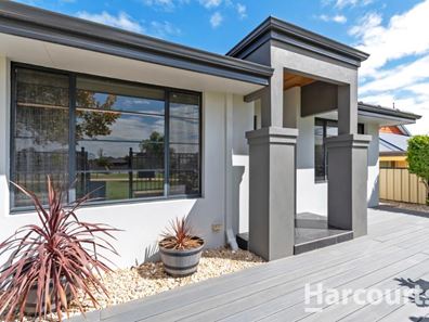 11 Kirra Lane, Clarkson WA 6030