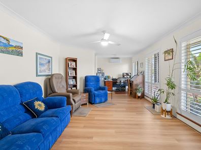 15 Pallinup Place, Dudley Park WA 6210