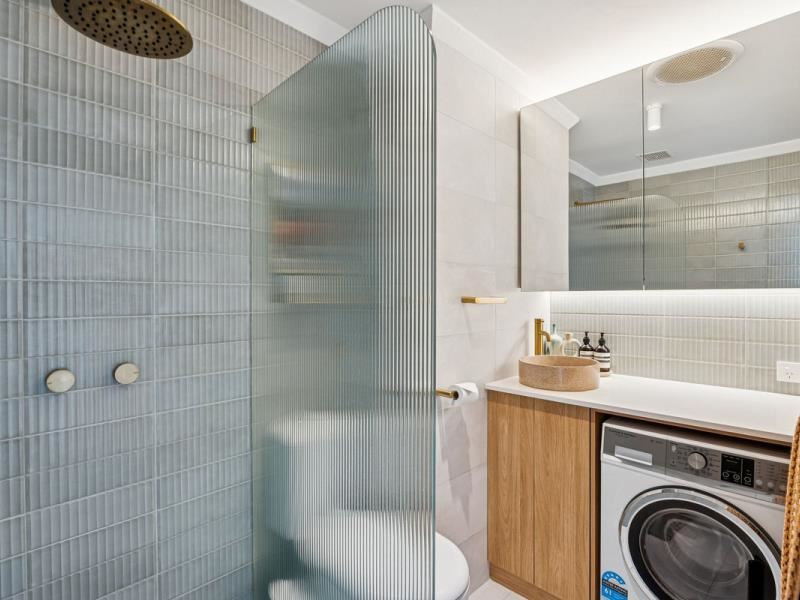8/176 Elliott Road, Scarborough