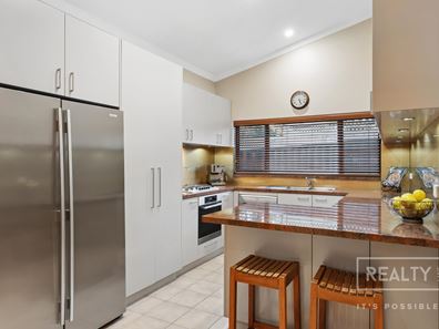 38 Clevedon Way, Karrinyup WA 6018