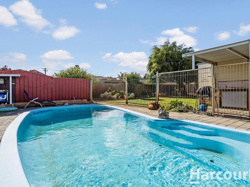 8 Brinton Close, East Cannington WA 6107