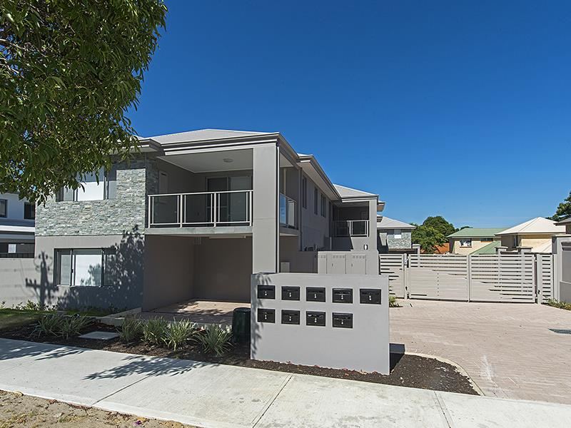 8/358 Hardey Road, Cloverdale WA 6105