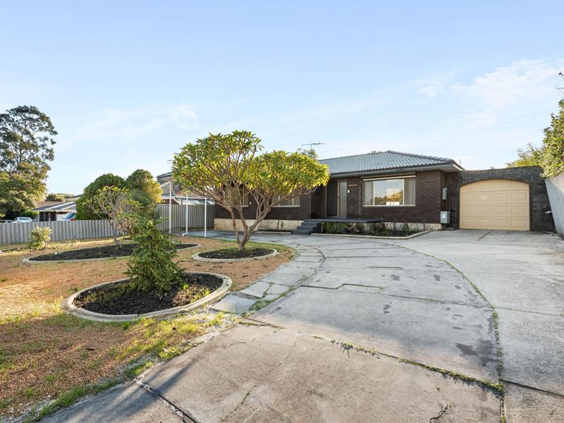 11 Sicklemore Road, Parmelia