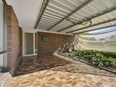 42 Yale Road, Thornlie WA 6108