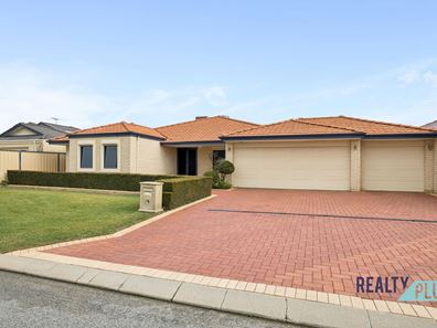 12 Flowergum Way, South Lake WA 6164