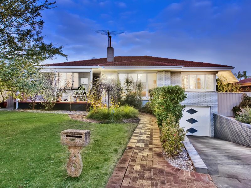 12 Phoenix Street, Dianella