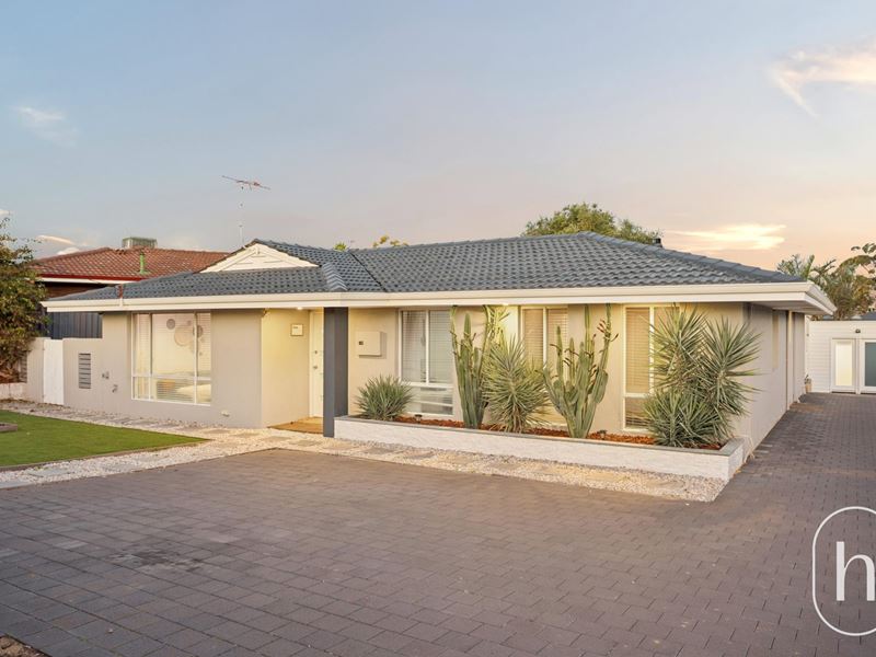 86 Gradient Way, Beldon