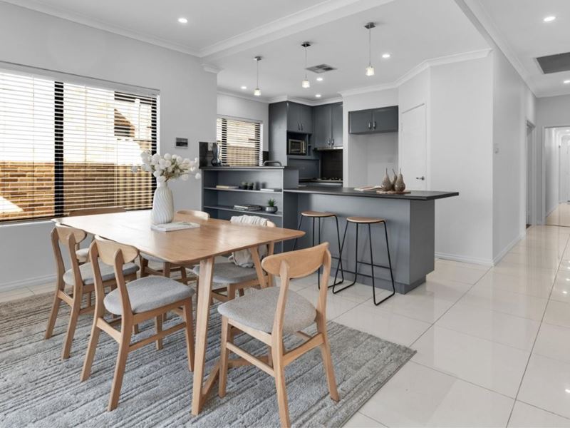 10 Leclair Terrace, Stirling