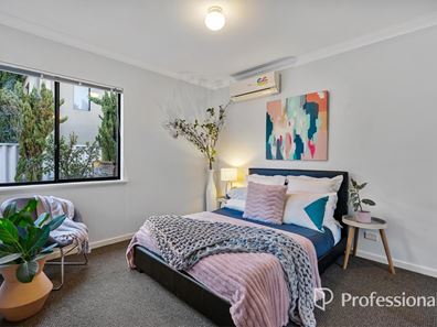 9B May Court, Nollamara WA 6061